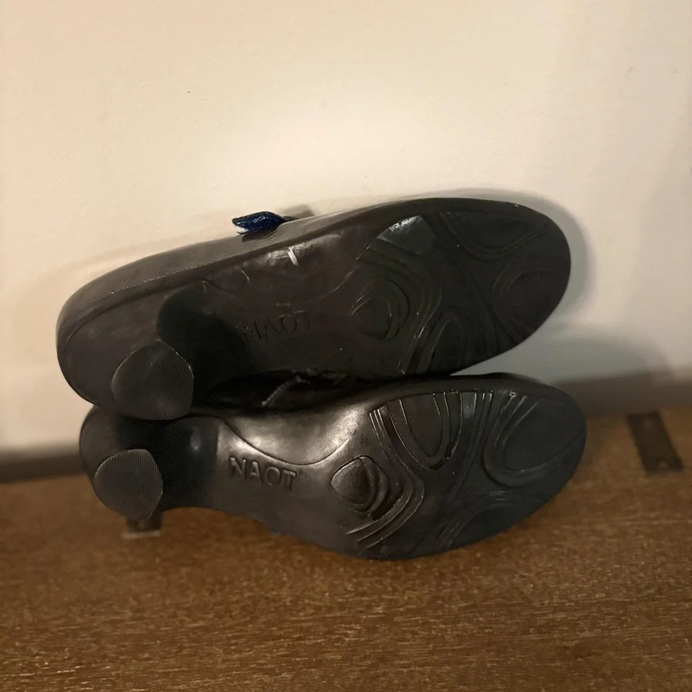 Naot Mary‎ Jane Shoes Womens Size 7 38 Gray Leather Wedge Comfort Walking